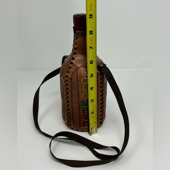 Vintage Columbia Decanter Leather Hand Tooled Empty Bottle Flask With Cap Strap - Picture 9 of 16